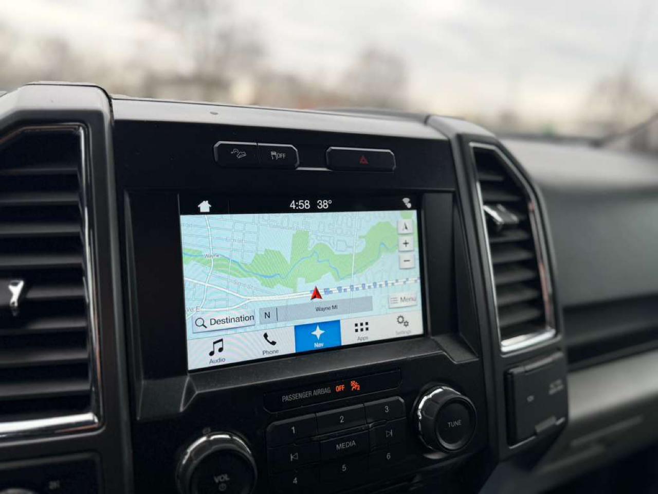 Ford F-150 XLT SuperCrew 6.5-ft Box 4WD 2016