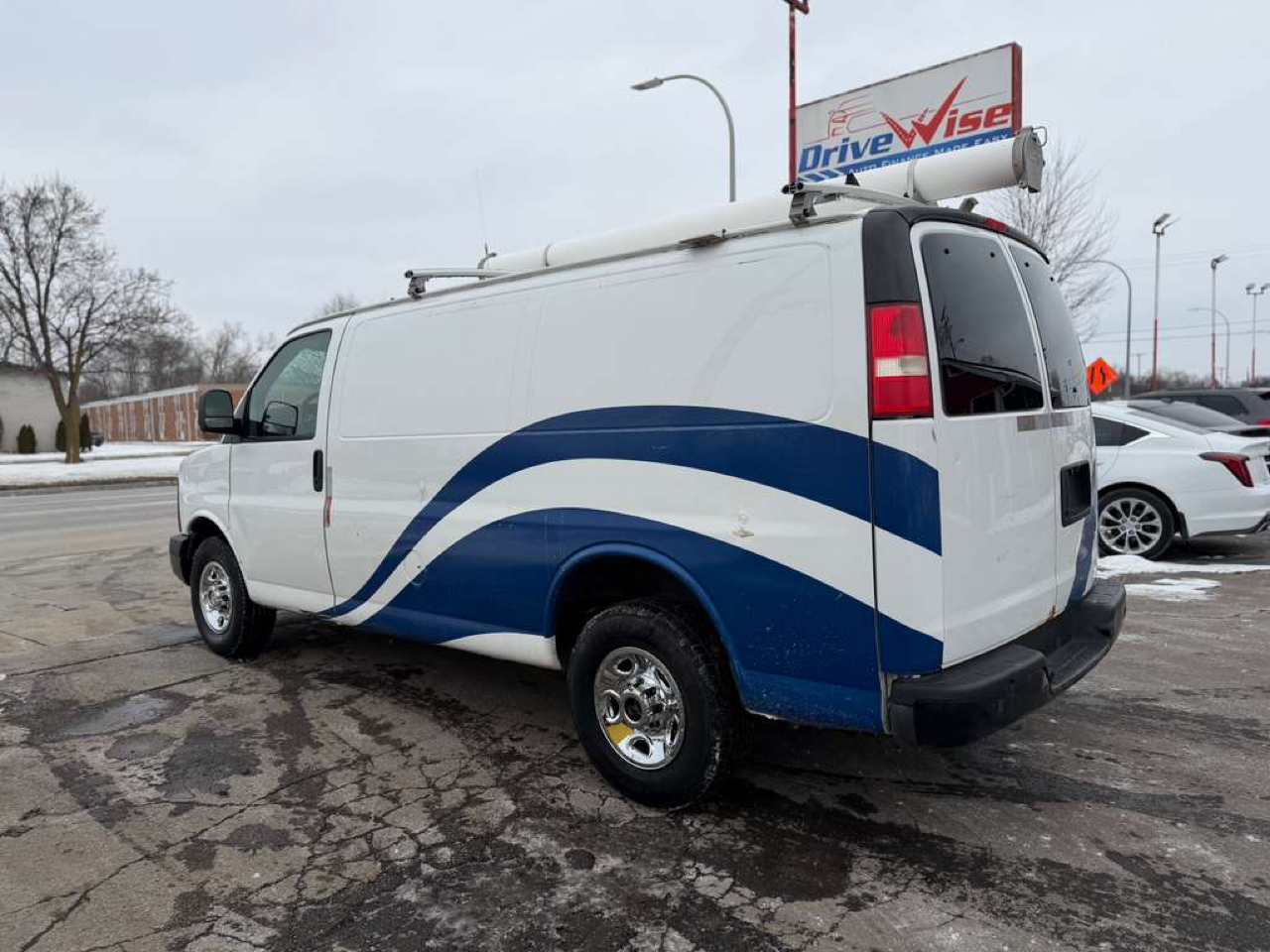 Chevrolet Express 3500 Cargo 2013