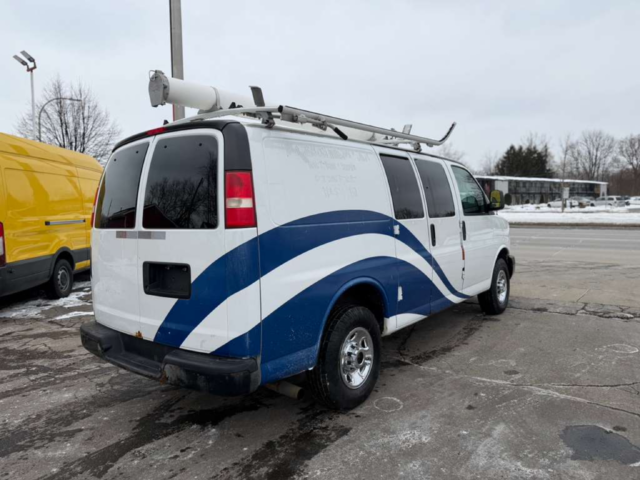 Chevrolet Express 3500 Cargo 2013