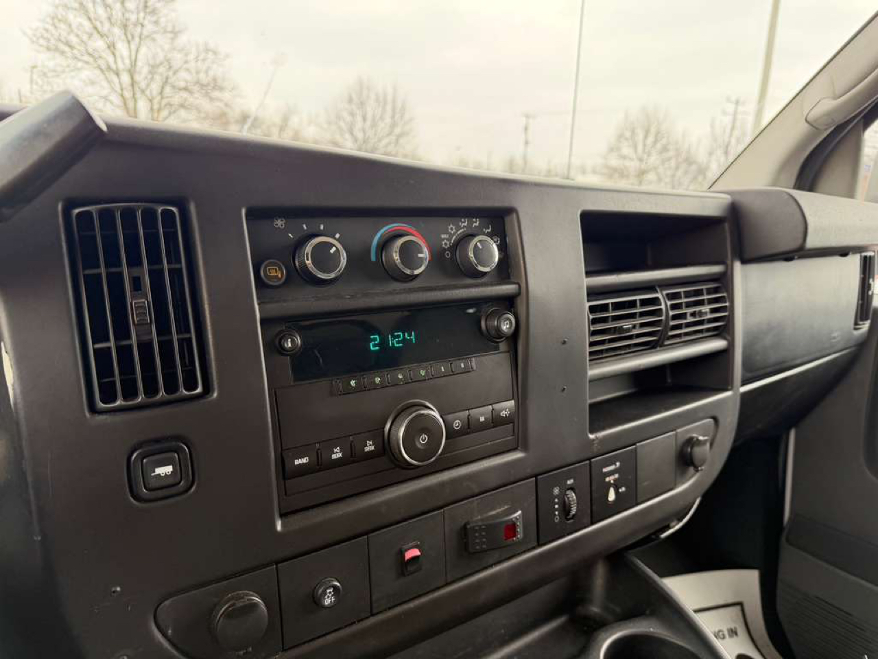 Chevrolet Express 3500 Cargo 2013