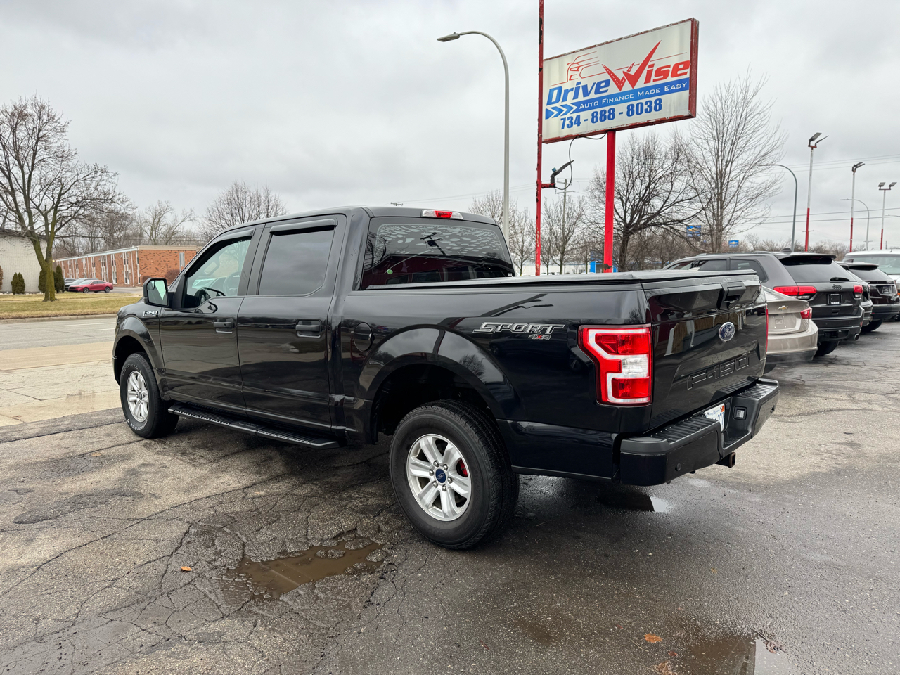Ford F-150 XL SuperCrew 5.5-ft. Bed 4WD 2019
