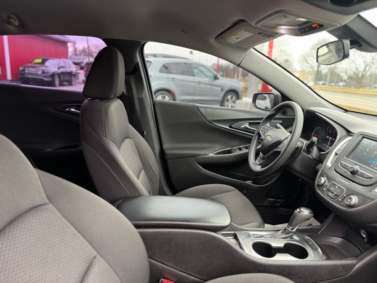 Chevrolet Malibu LS 2018