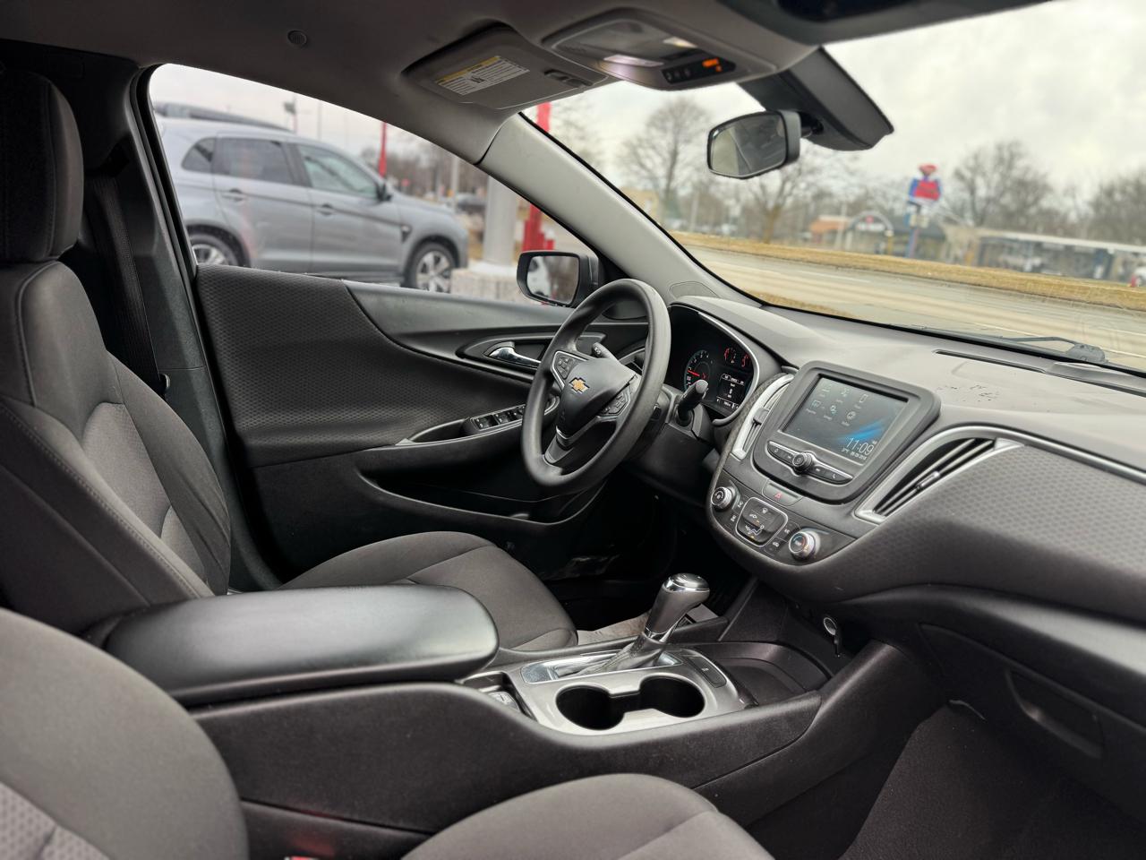 Chevrolet Malibu LS 2018