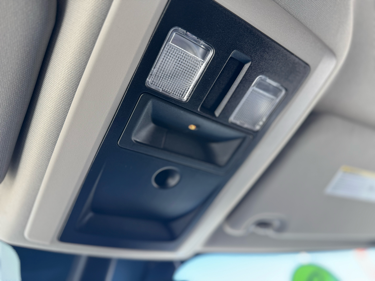 RAM 1500 Classic Express 4x4 Crew Cab 5'7" Box 2019