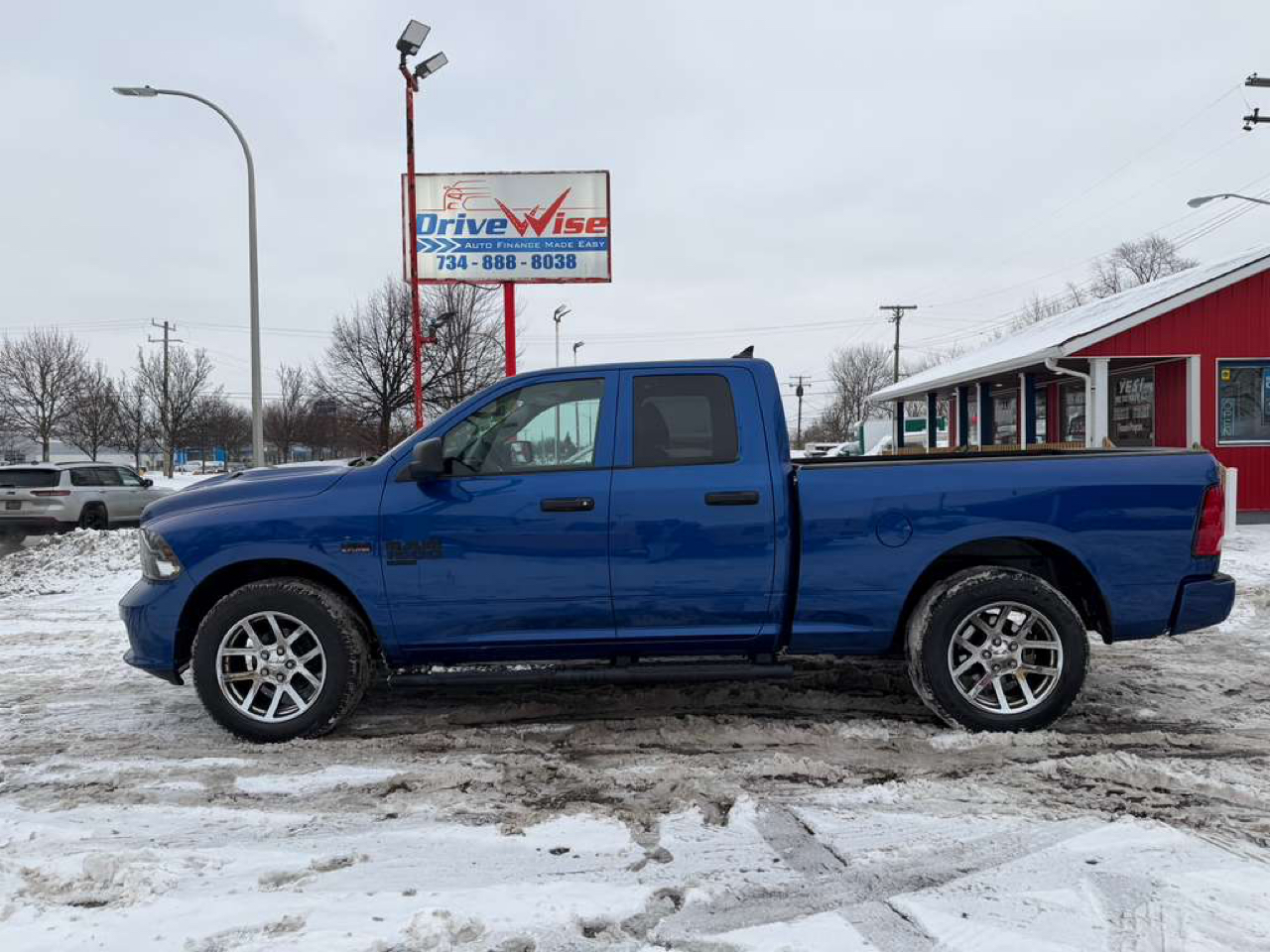 RAM 1500 Classic Tradesman Quad Cab 4WD 2019