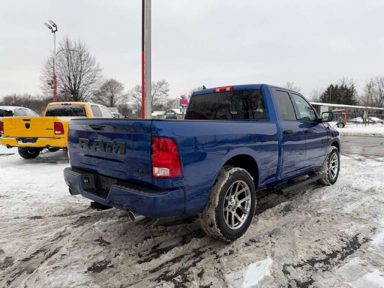 RAM 1500 Classic Tradesman Quad Cab 4WD 2019