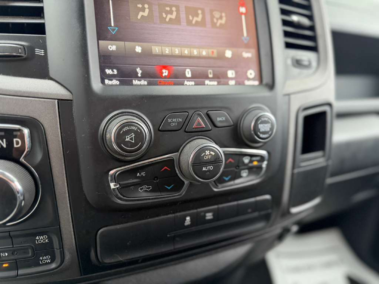 RAM 1500 Classic Tradesman Quad Cab 4WD 2019