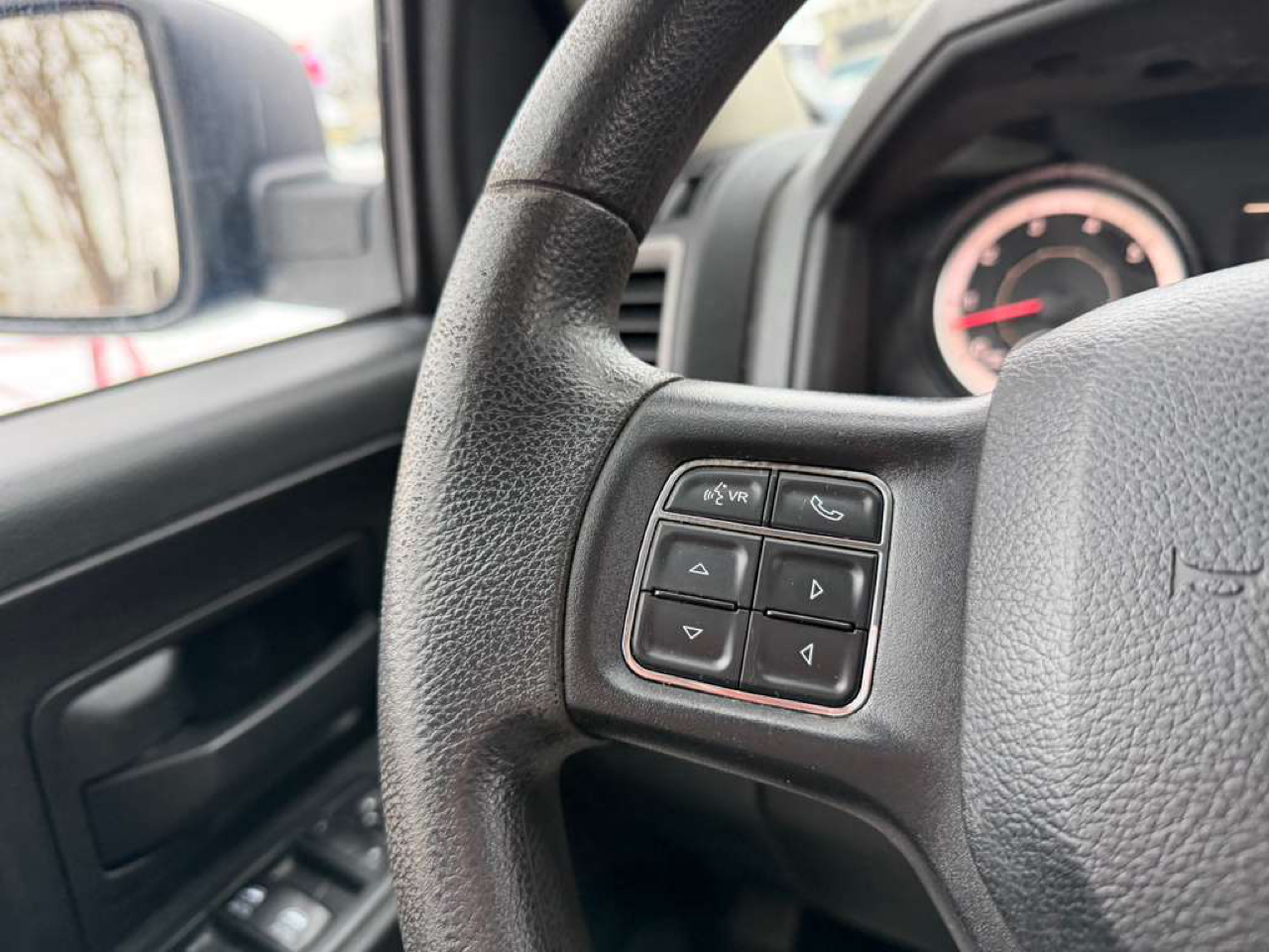 RAM 1500 Classic Tradesman Quad Cab 4WD 2019