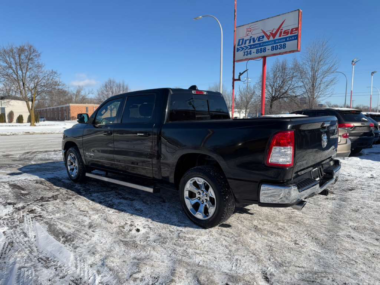 RAM 1500 Big Horn Crew Cab SWB 4WD 2019