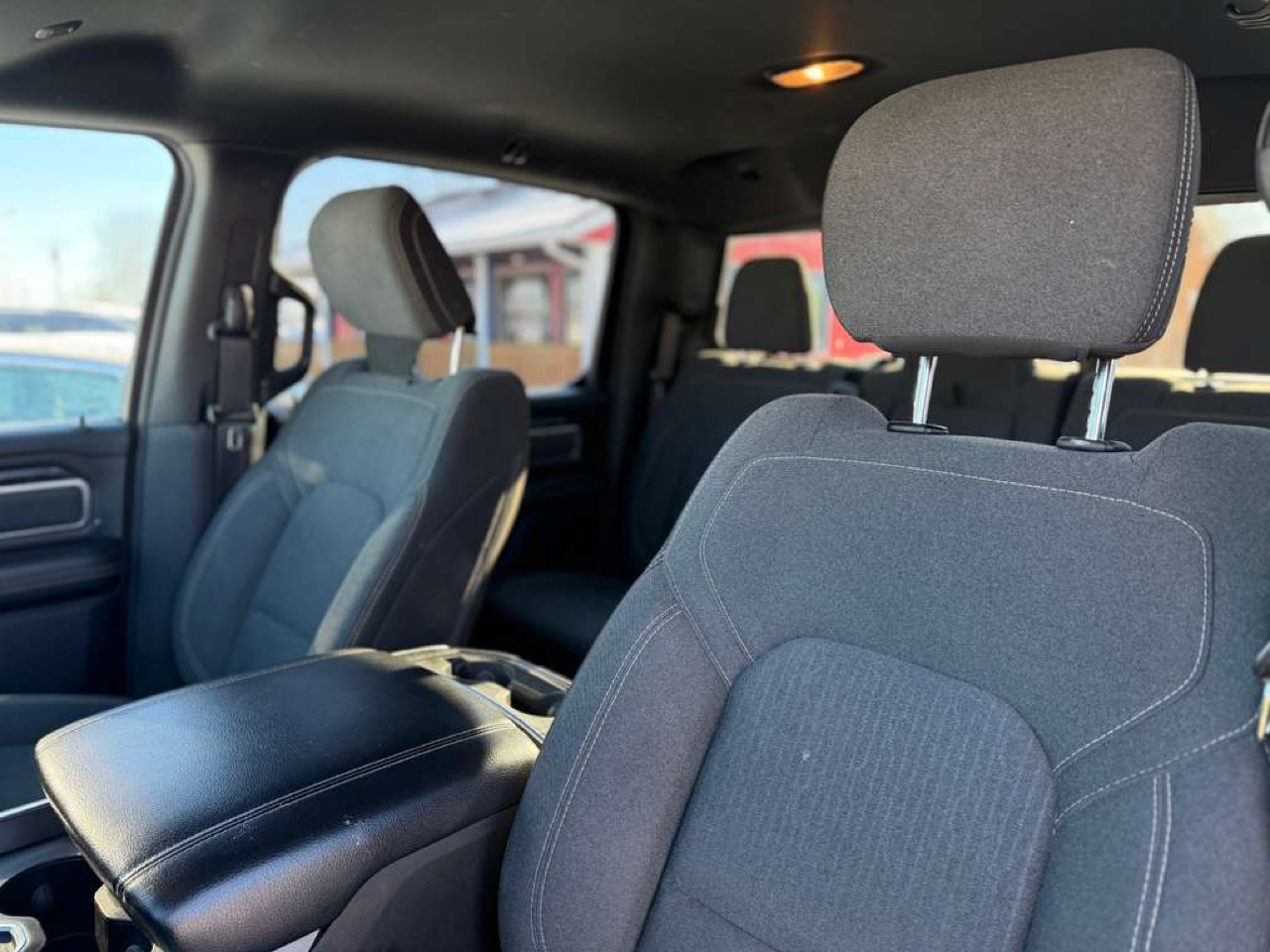 RAM 1500 Big Horn Crew Cab SWB 4WD 2019