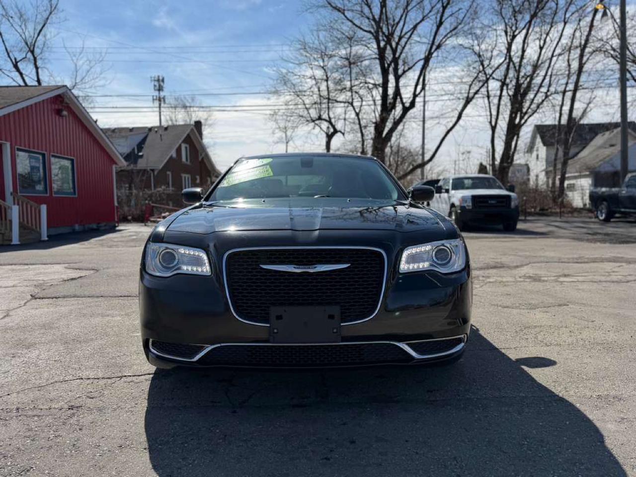 Chrysler 300 Limited RWD 2016