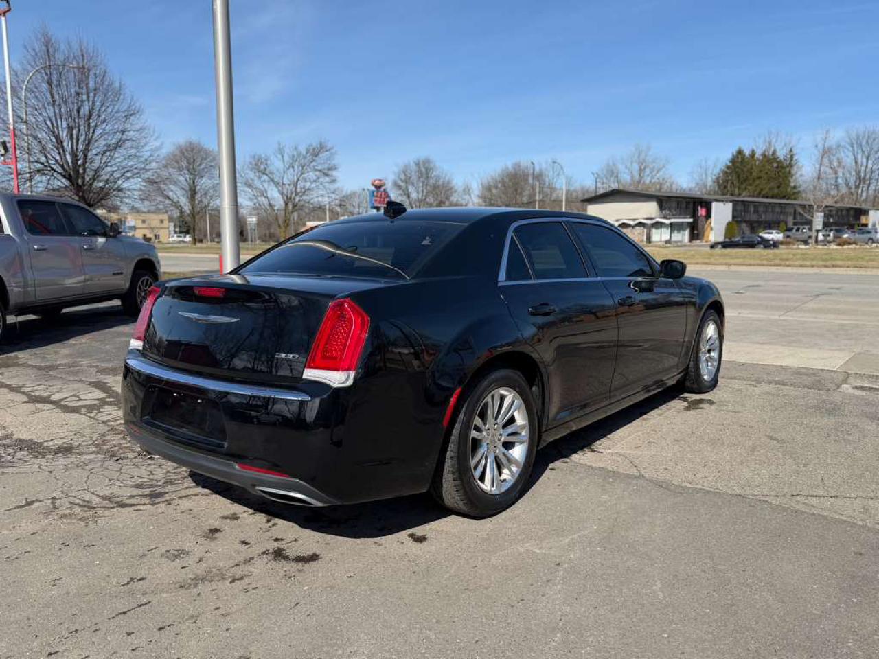 Chrysler 300 Limited RWD 2016