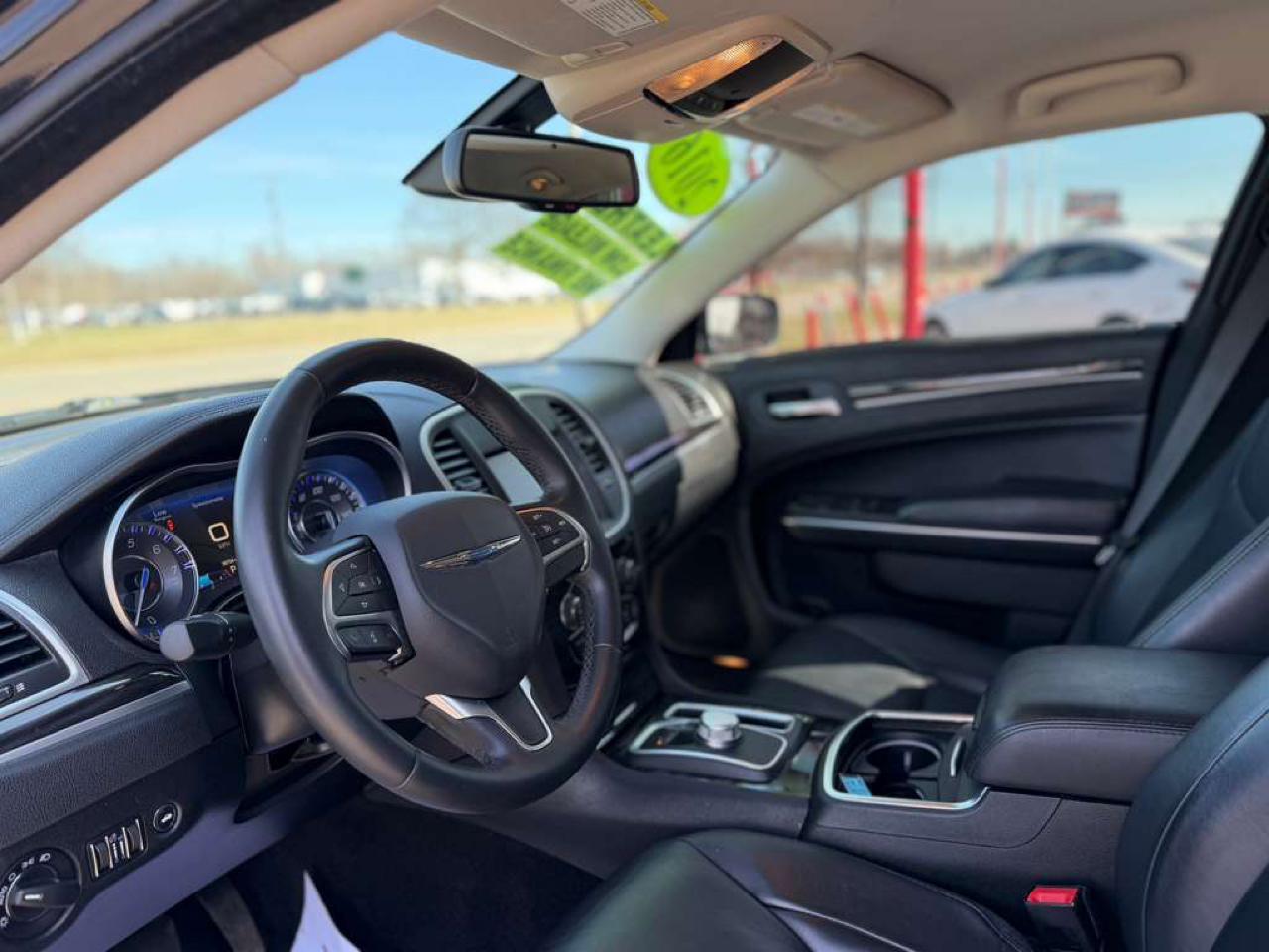 Chrysler 300 Limited RWD 2016