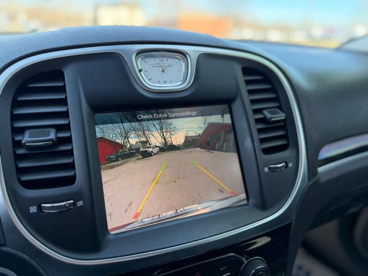 Chrysler 300 Limited RWD 2016