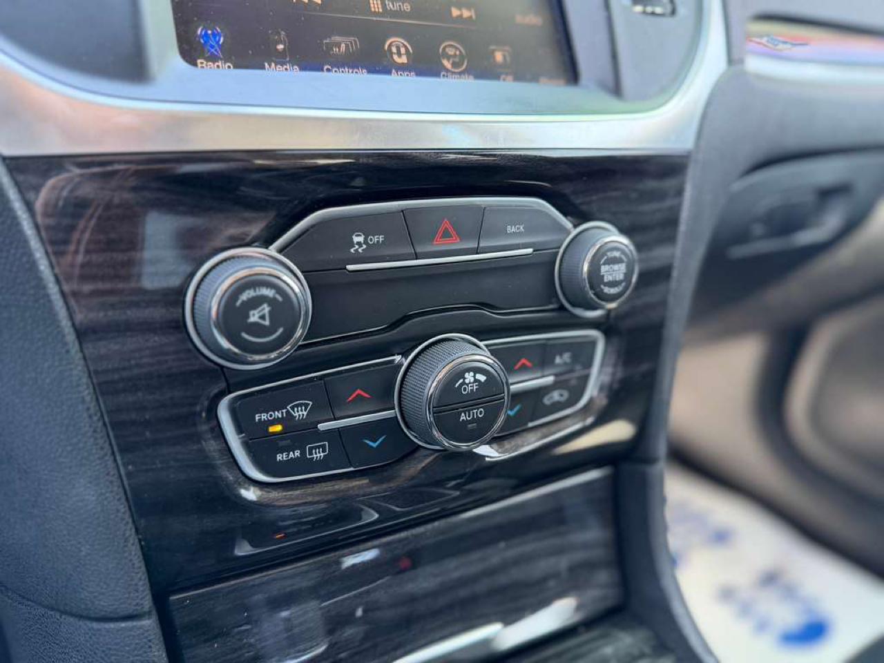 Chrysler 300 Limited RWD 2016