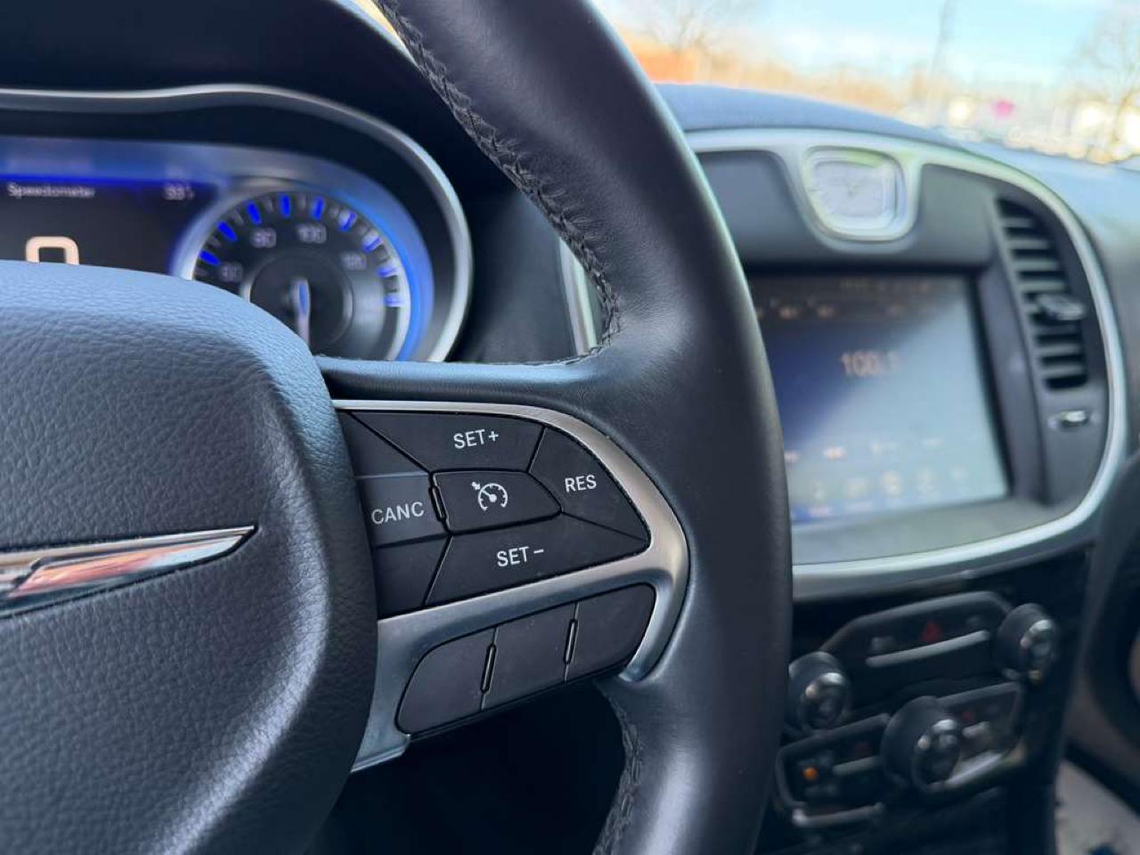 Chrysler 300 Limited RWD 2016