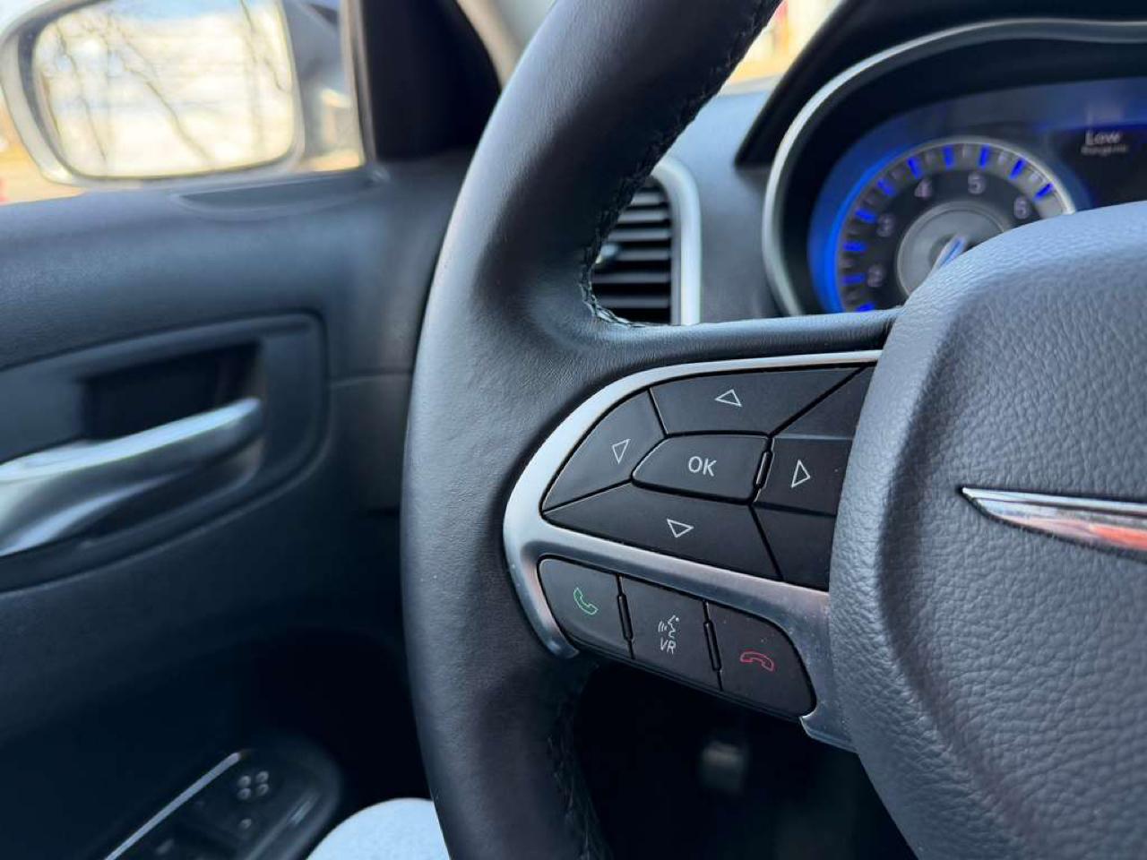 Chrysler 300 Limited RWD 2016