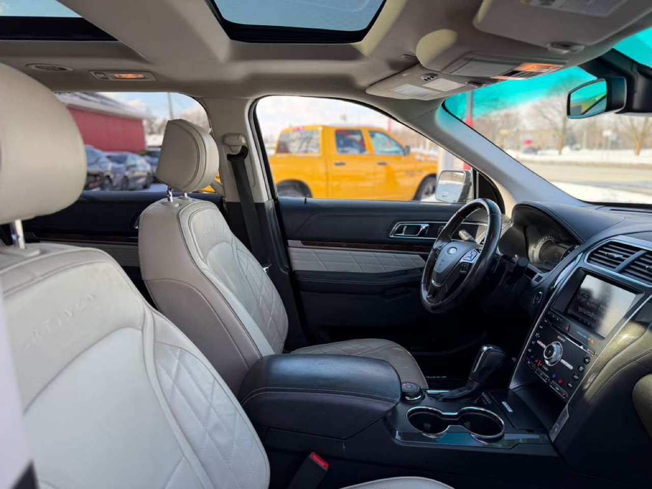 Ford Explorer Platinum AWD 2016