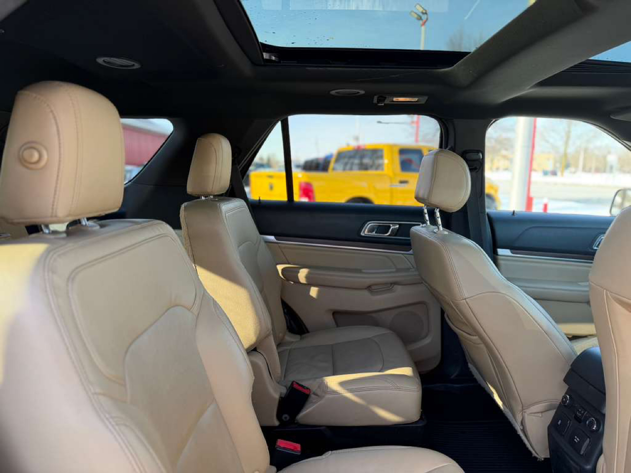 Ford Explorer Limited 4WD 2016