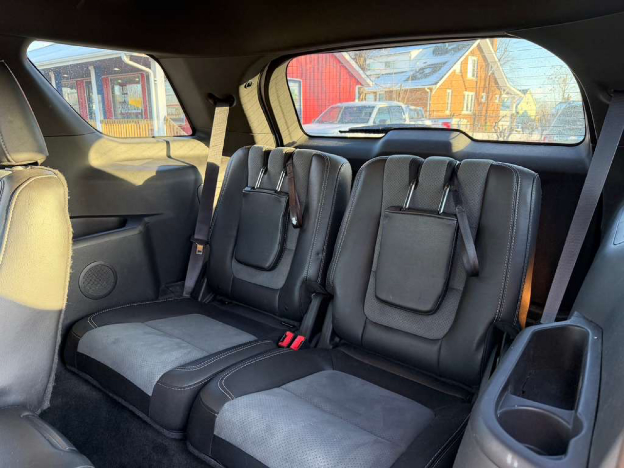 Ford Explorer XLT 4-Door 4WD 2015