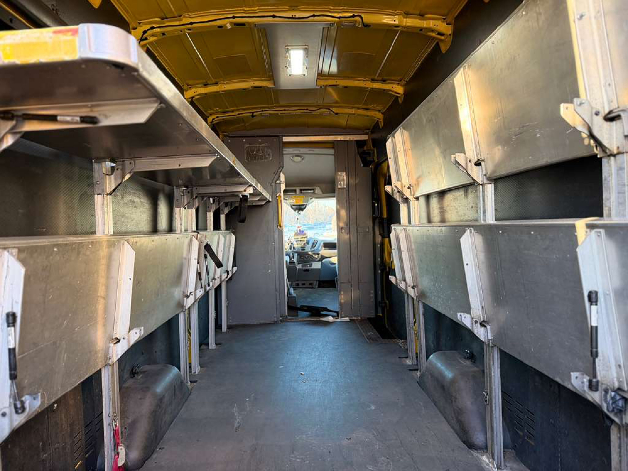 Ford Transit 250 Van High Roof w/Sliding Pass. 148-in. WB EL 2016