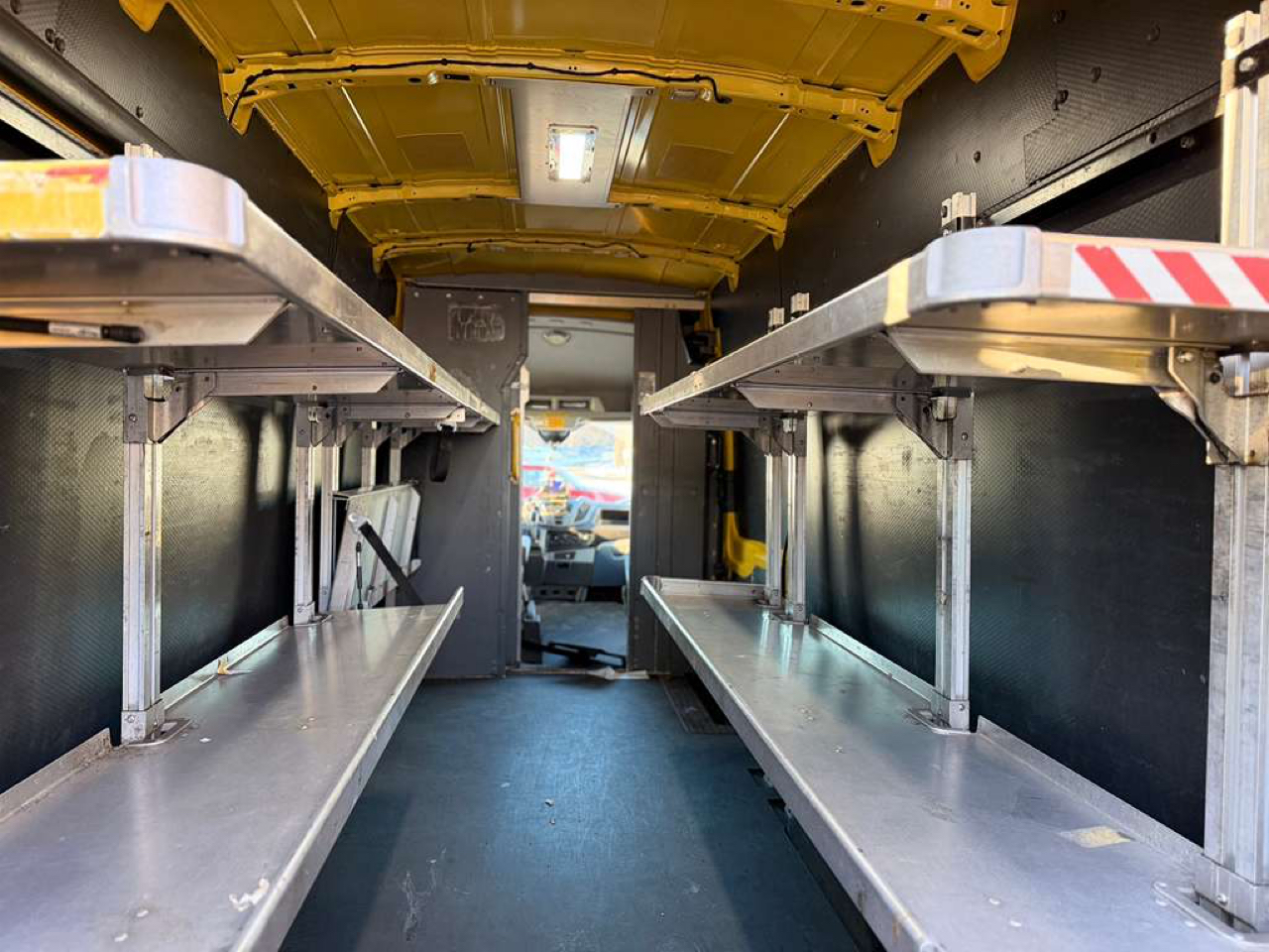 Ford Transit 250 Van High Roof w/Sliding Pass. 148-in. WB EL 2016