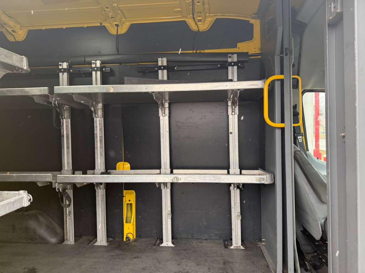 Ford Transit 250 Van High Roof w/Sliding Pass. 148-in. WB EL 2016