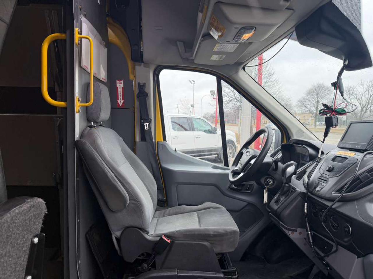 Ford Transit 250 Van High Roof w/Sliding Pass. 148-in. WB EL 2016