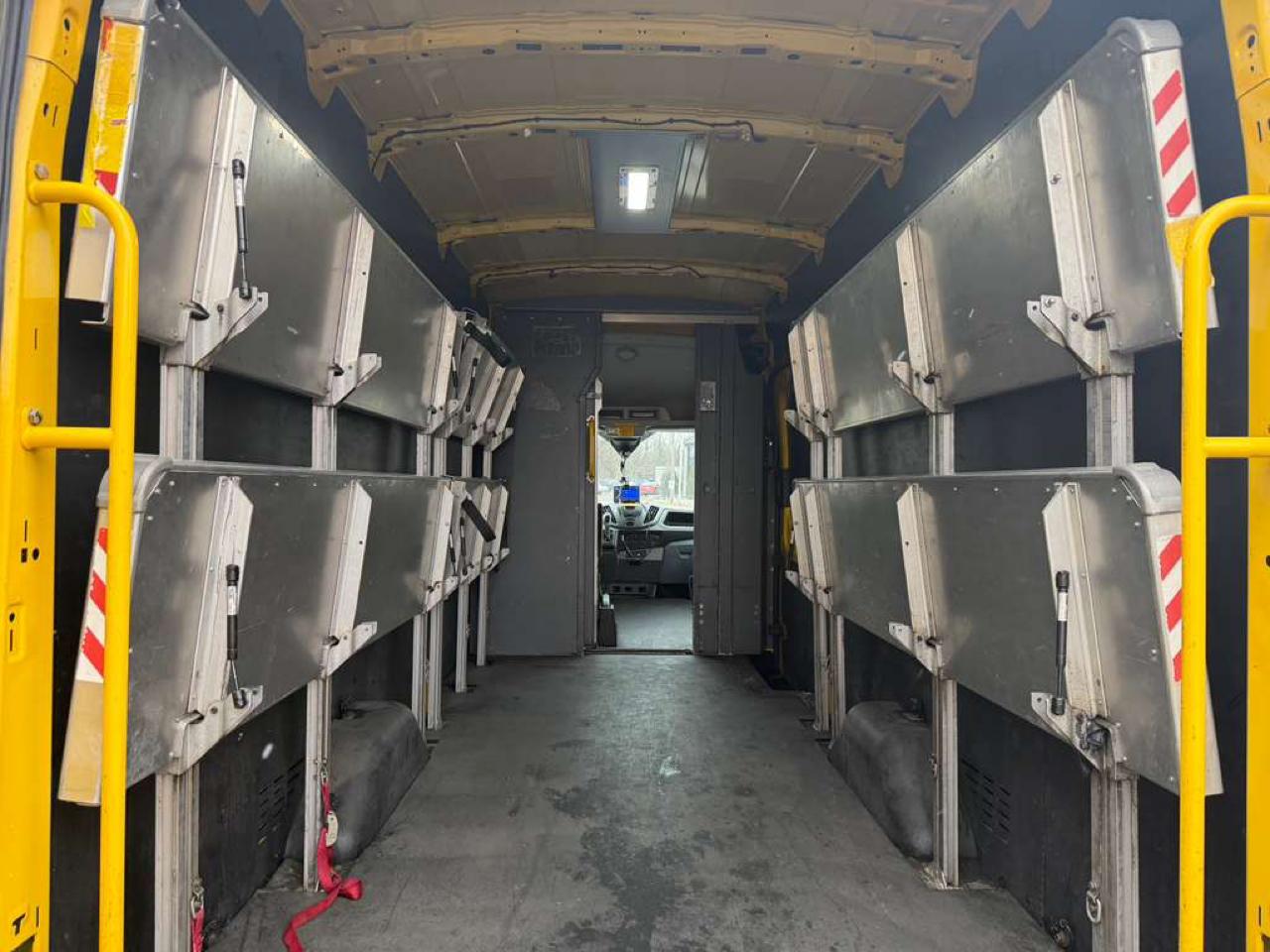 Ford Transit 250 Van High Roof w/Sliding Pass. 148-in. WB EL 2016