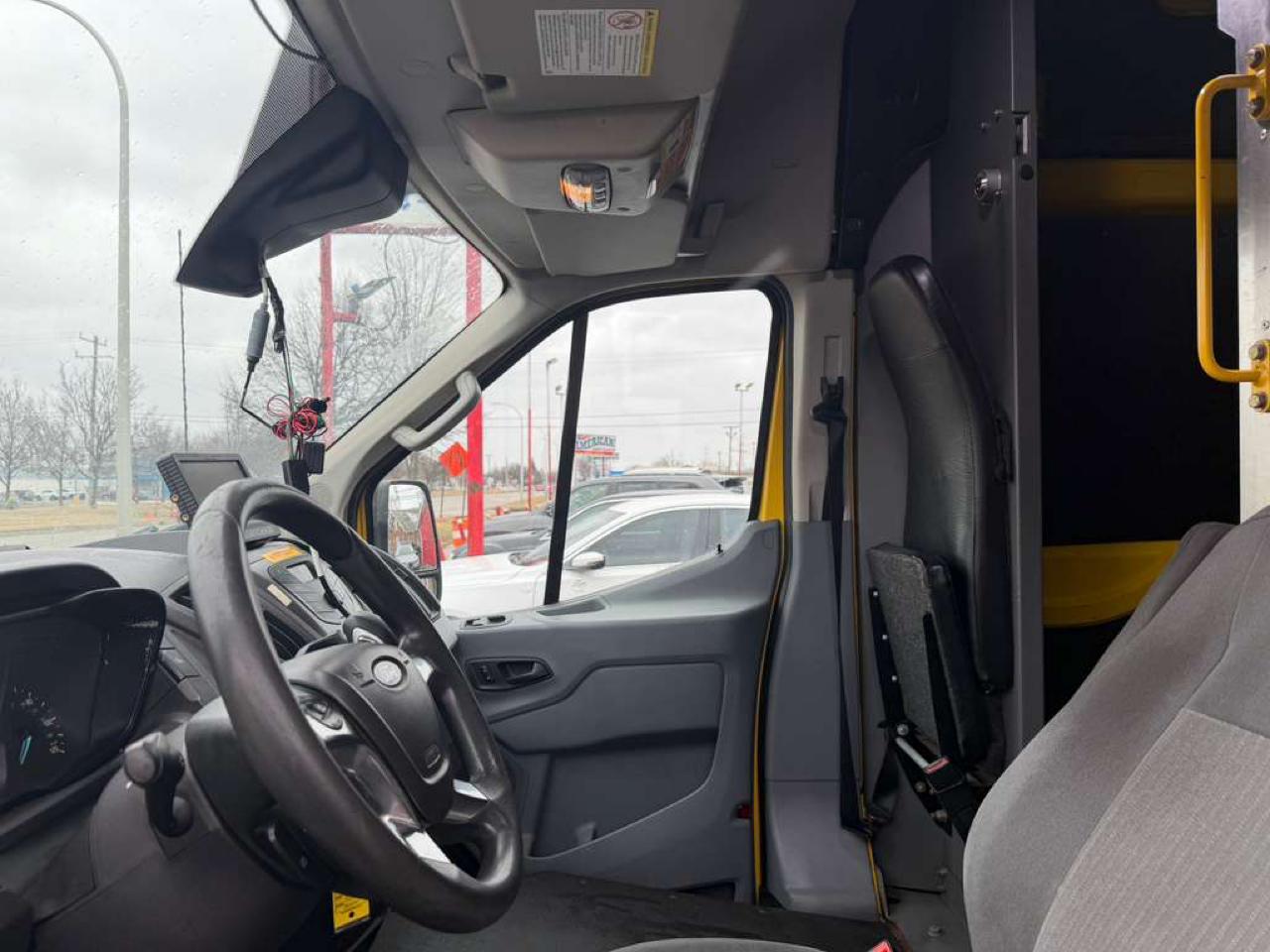 Ford Transit 250 Van High Roof w/Sliding Pass. 148-in. WB EL 2016