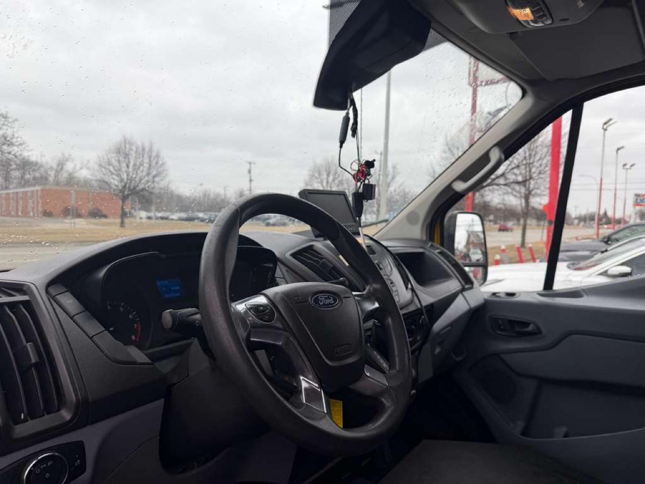 Ford Transit 250 Van High Roof w/Sliding Pass. 148-in. WB EL 2016