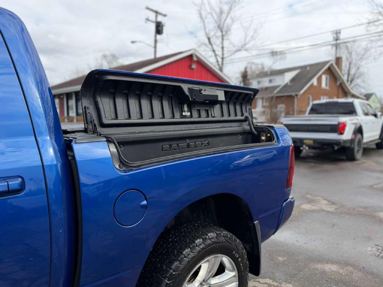 RAM 1500 Sport 4x4 Crew Cab 5'7" Box 2017