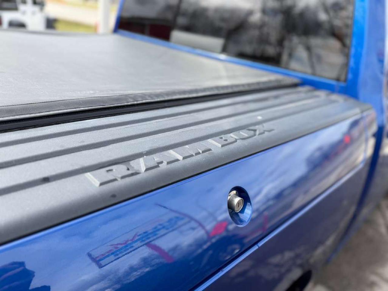 RAM 1500 Sport 4x4 Crew Cab 5'7" Box 2017