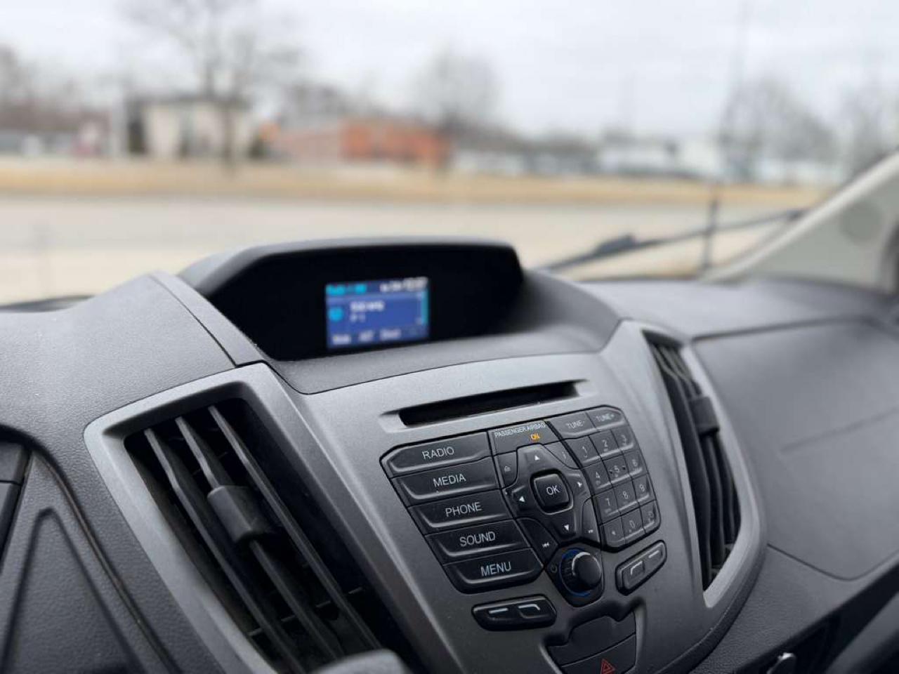 Ford Transit 150 Van Low Roof w/Sliding Pass. 130-in. WB 2016