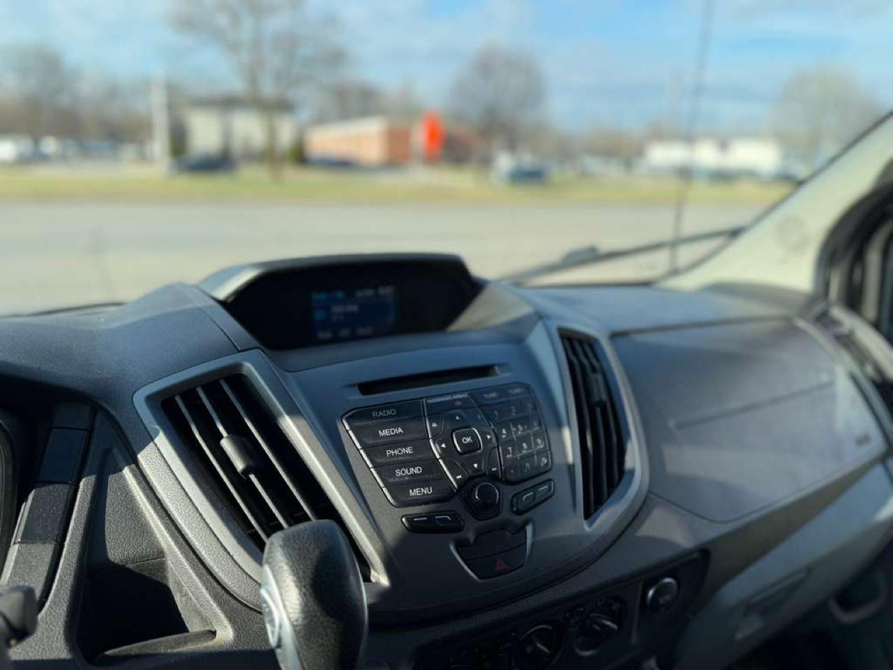 Ford Transit 150 Van Low Roof w/Sliding Pass. 130-in. WB 2016