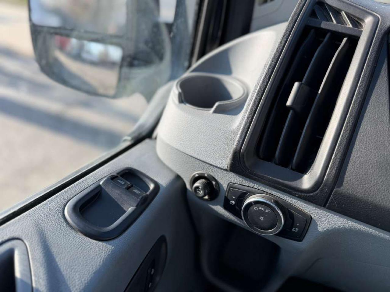 Ford Transit 150 Van Low Roof w/Sliding Pass. 130-in. WB 2016