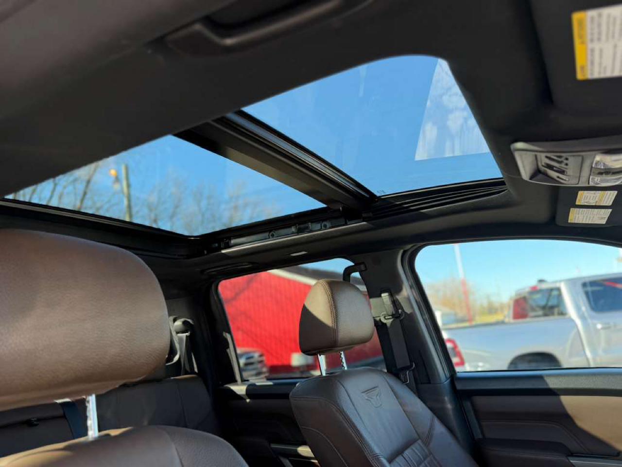 Nissan Titan Platinum Reserve Crew Cab 4WD 2020