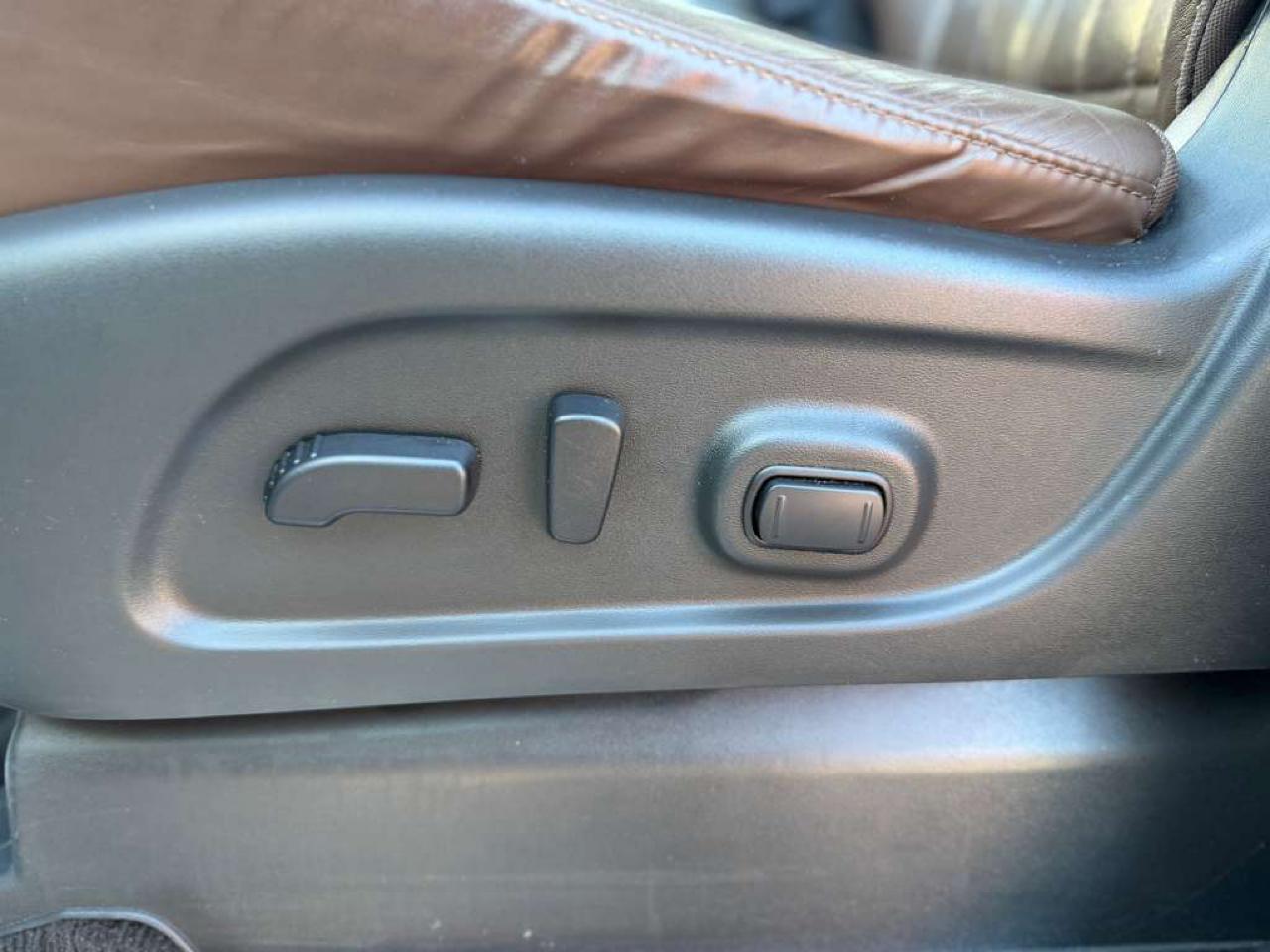 Nissan Titan Platinum Reserve Crew Cab 4WD 2020