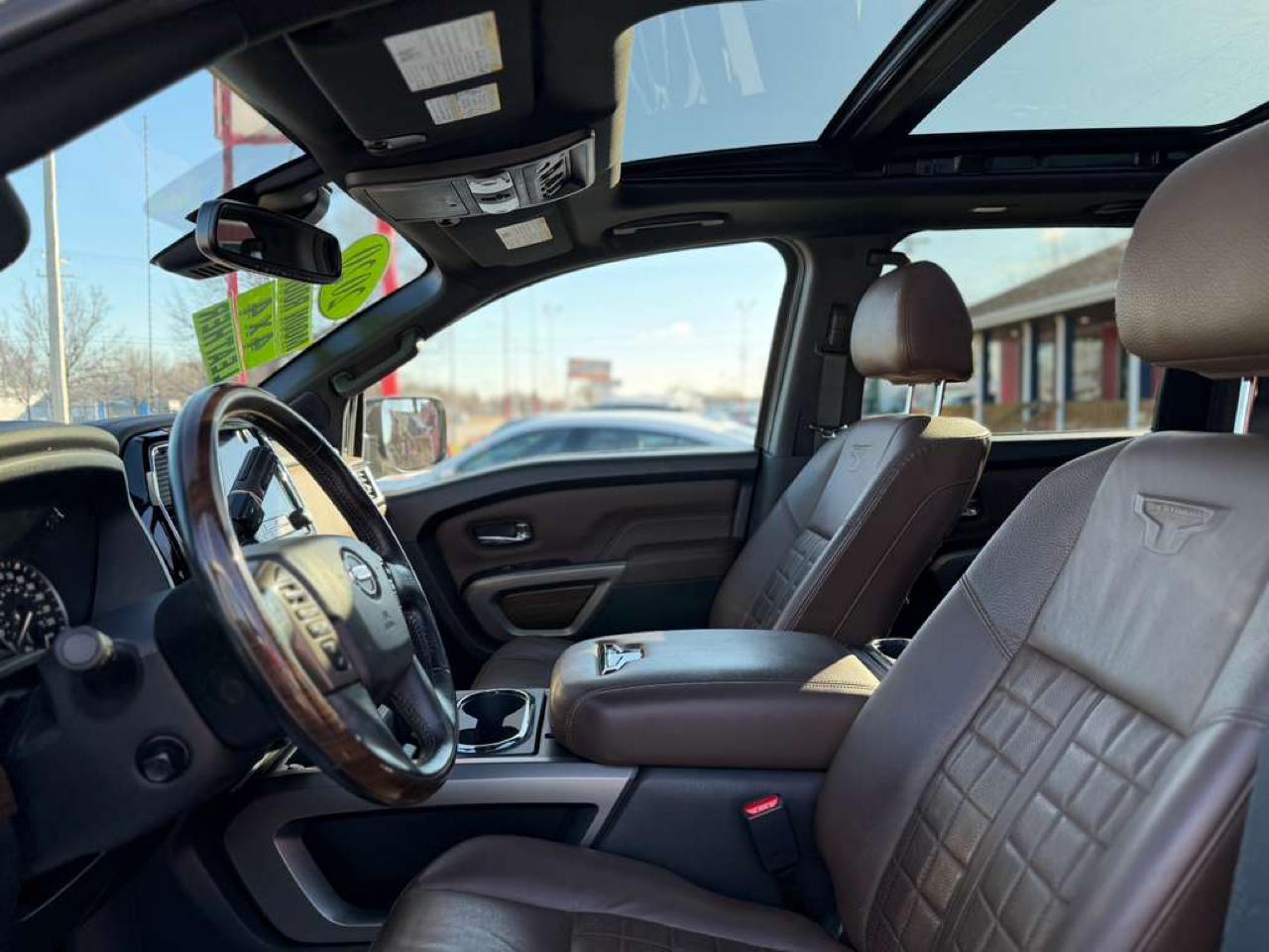 Nissan Titan Platinum Reserve Crew Cab 4WD 2020