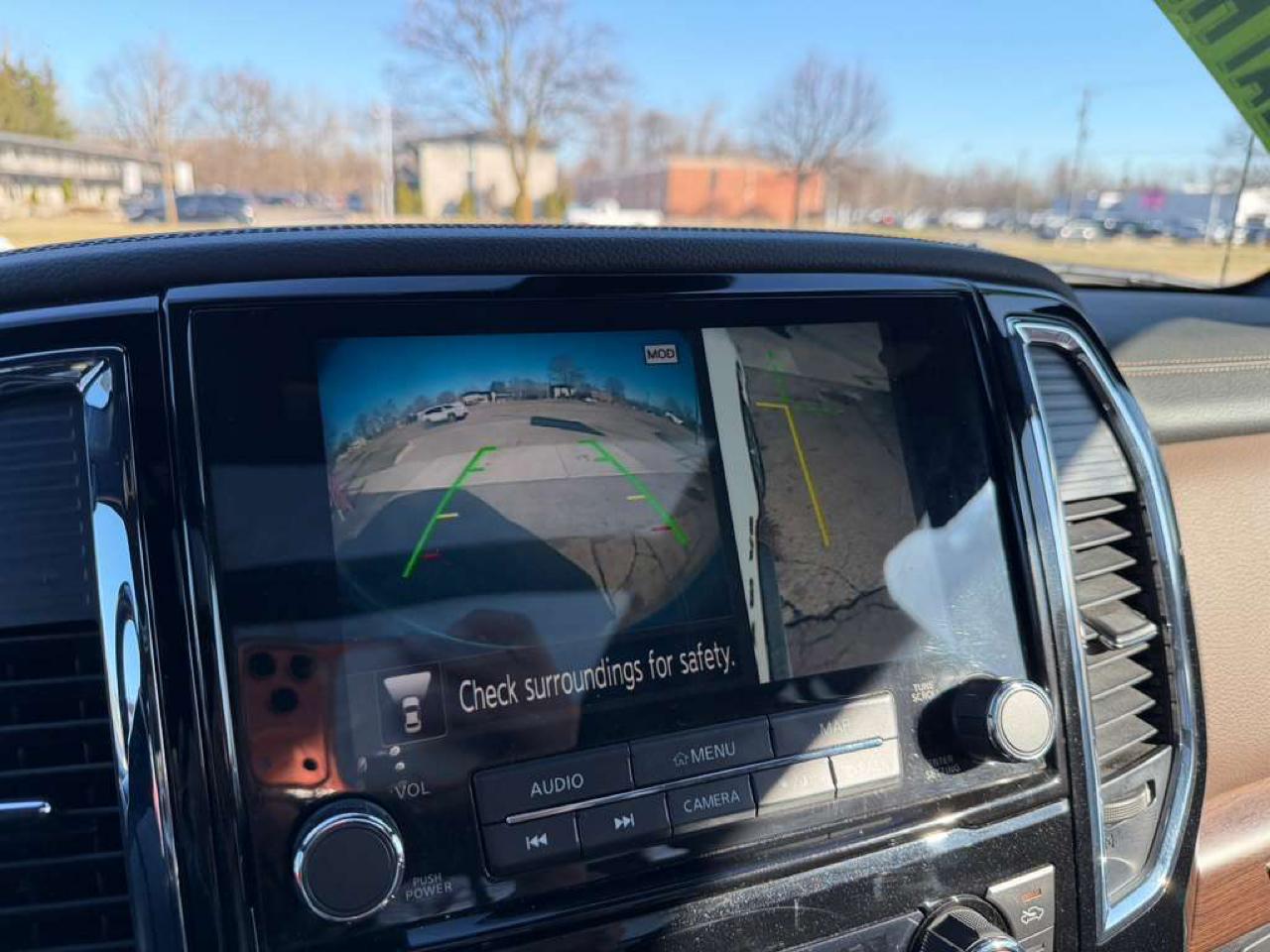 Nissan Titan Platinum Reserve Crew Cab 4WD 2020