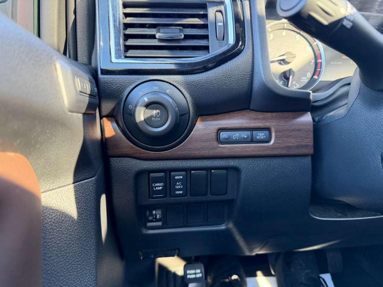 Nissan Titan Platinum Reserve Crew Cab 4WD 2020