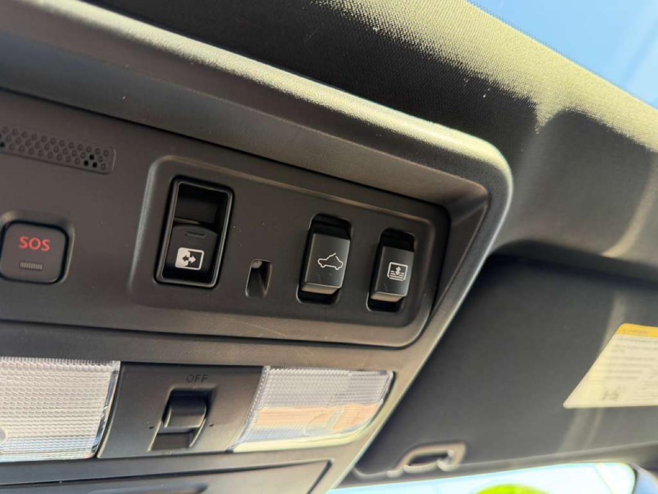 Nissan Titan Platinum Reserve Crew Cab 4WD 2020