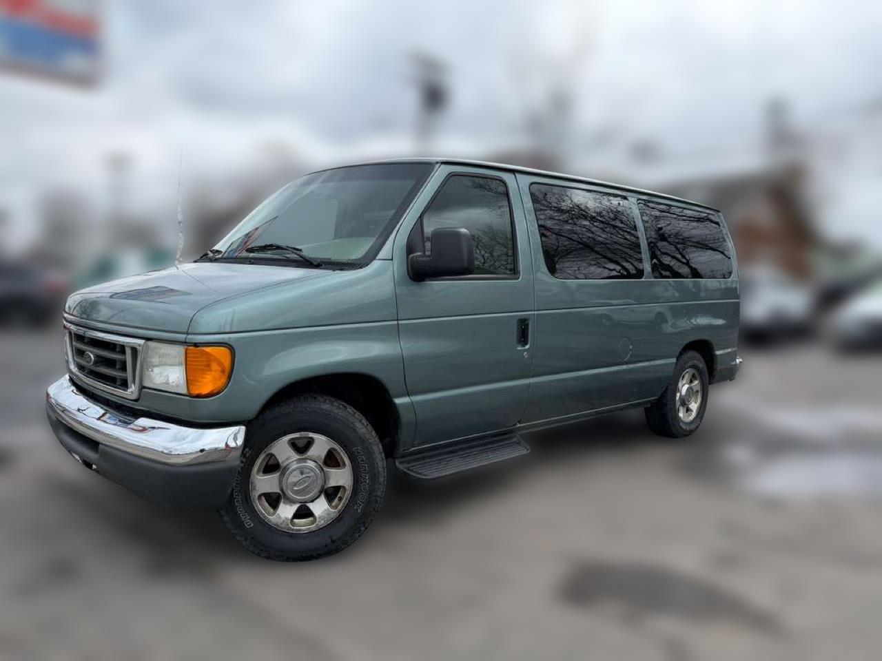 2006 Ford Econoline Wagon XL
