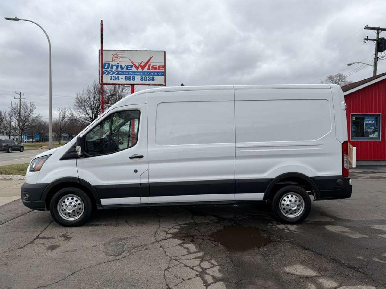 Ford Transit 250 Van Med. Roof w/Sliding Pass. 148-in. WB 2020