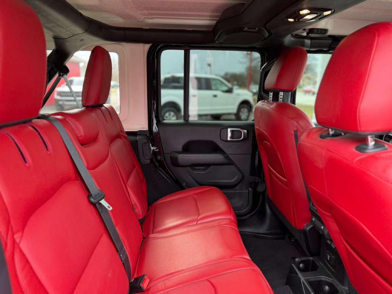 Jeep Wrangler Unlimited Sahara 4WD 2020