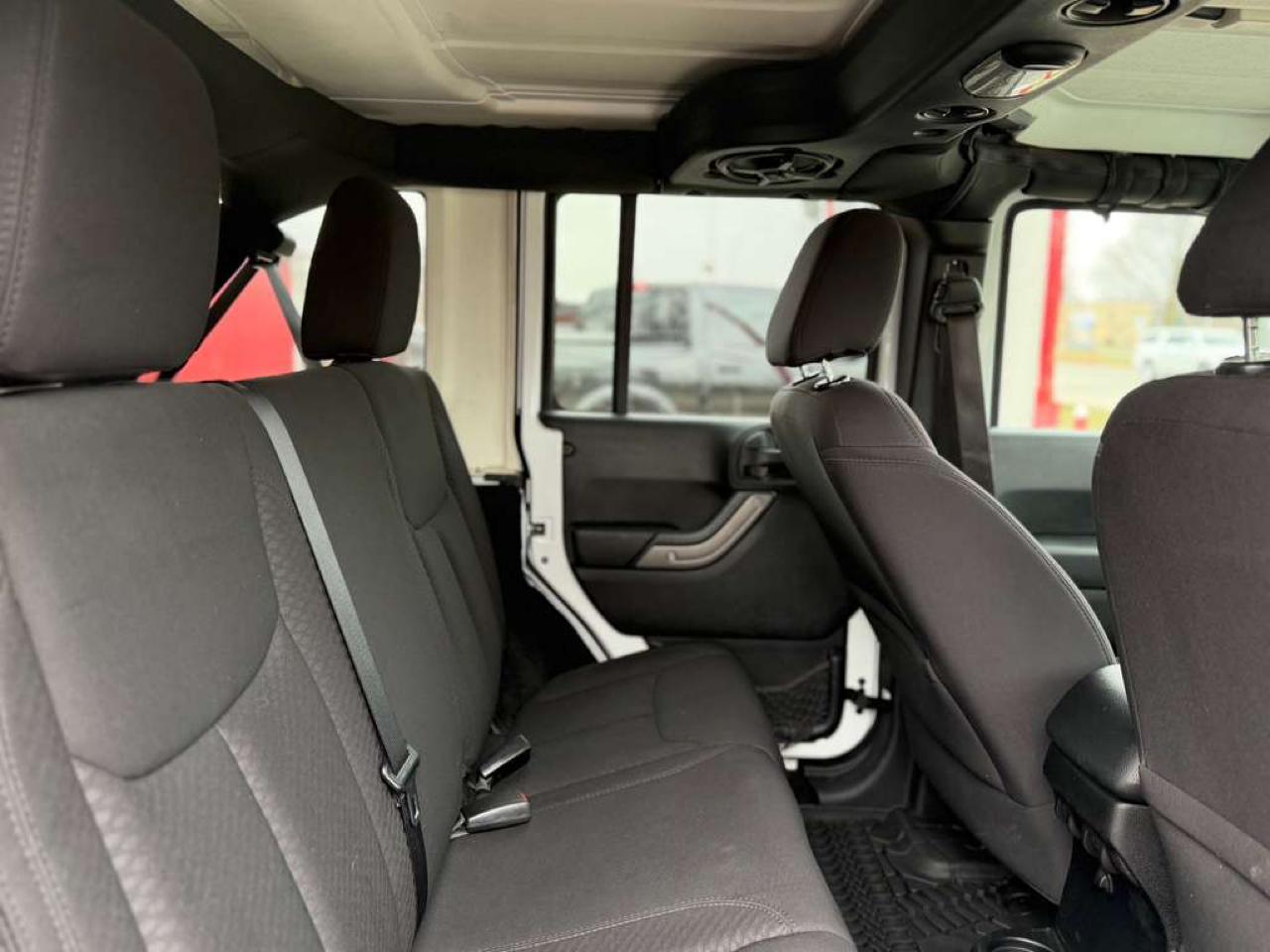 Jeep Wrangler Unlimited Sport 4WD 2014