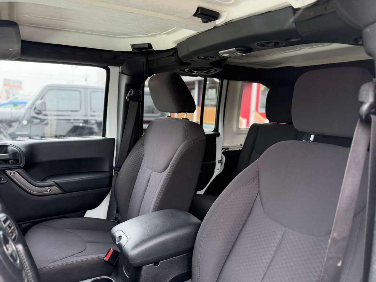 Jeep Wrangler Unlimited Sport 4WD 2014