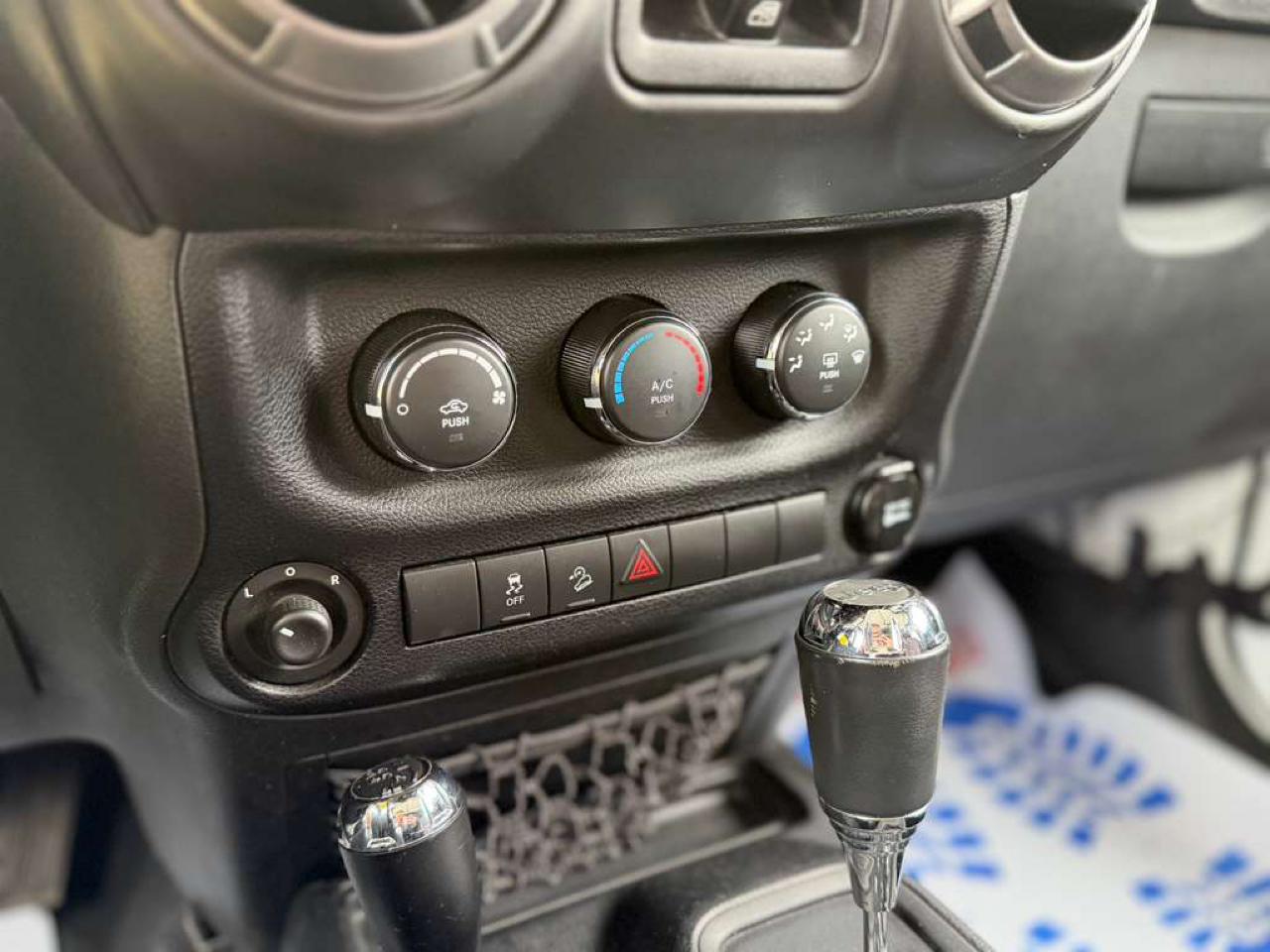 Jeep Wrangler Unlimited Sport 4WD 2014