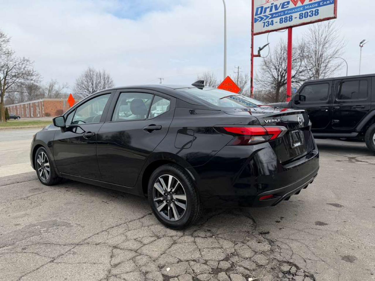 Nissan Versa SV 2021