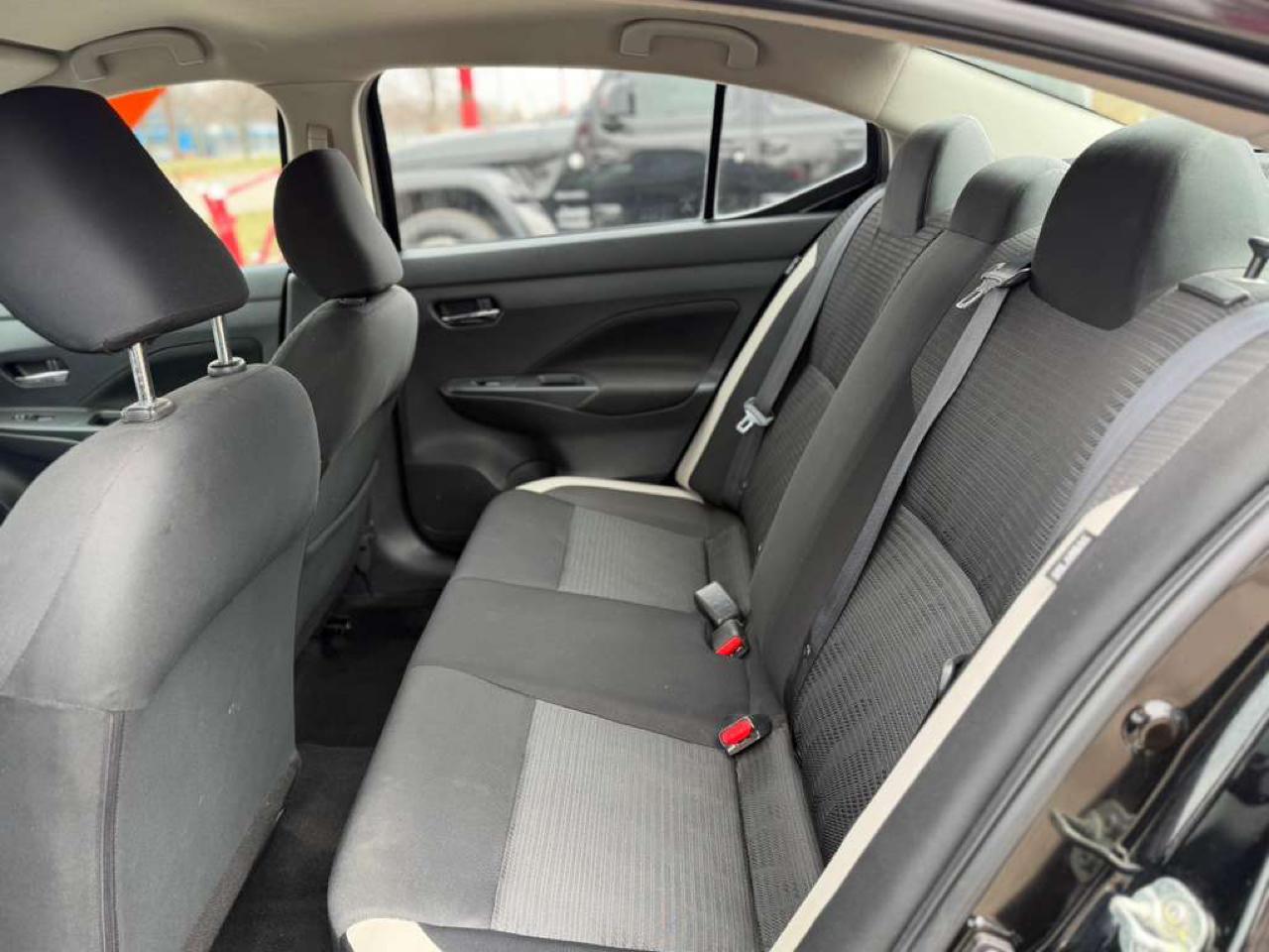 Nissan Versa SV 2021